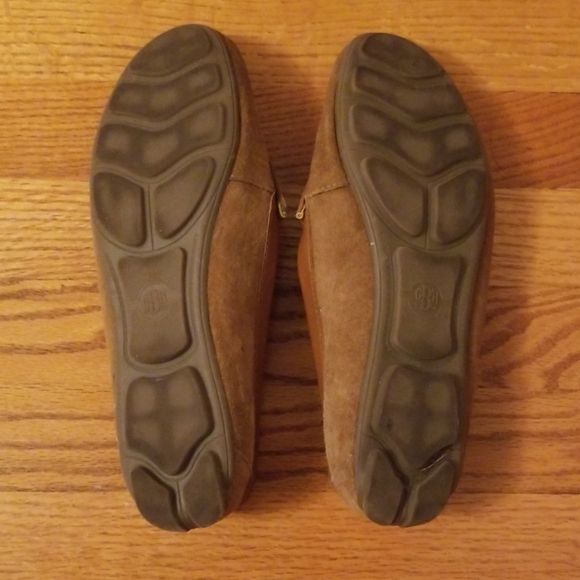 Women's Basketweave Tan Loafer 9.5 - Picture 5 of 5